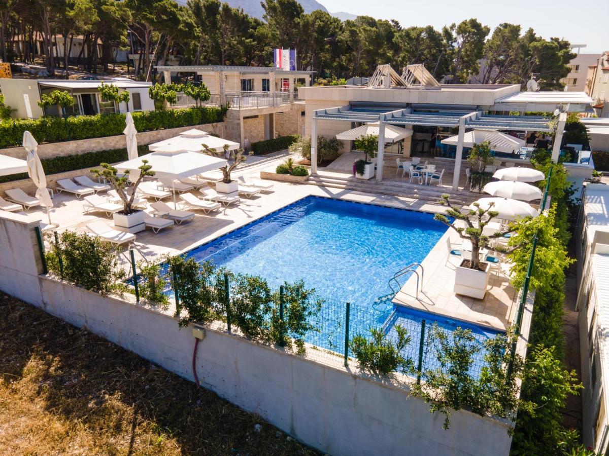 Poseidon Mobile Home Resort Makarska Exteriör bild