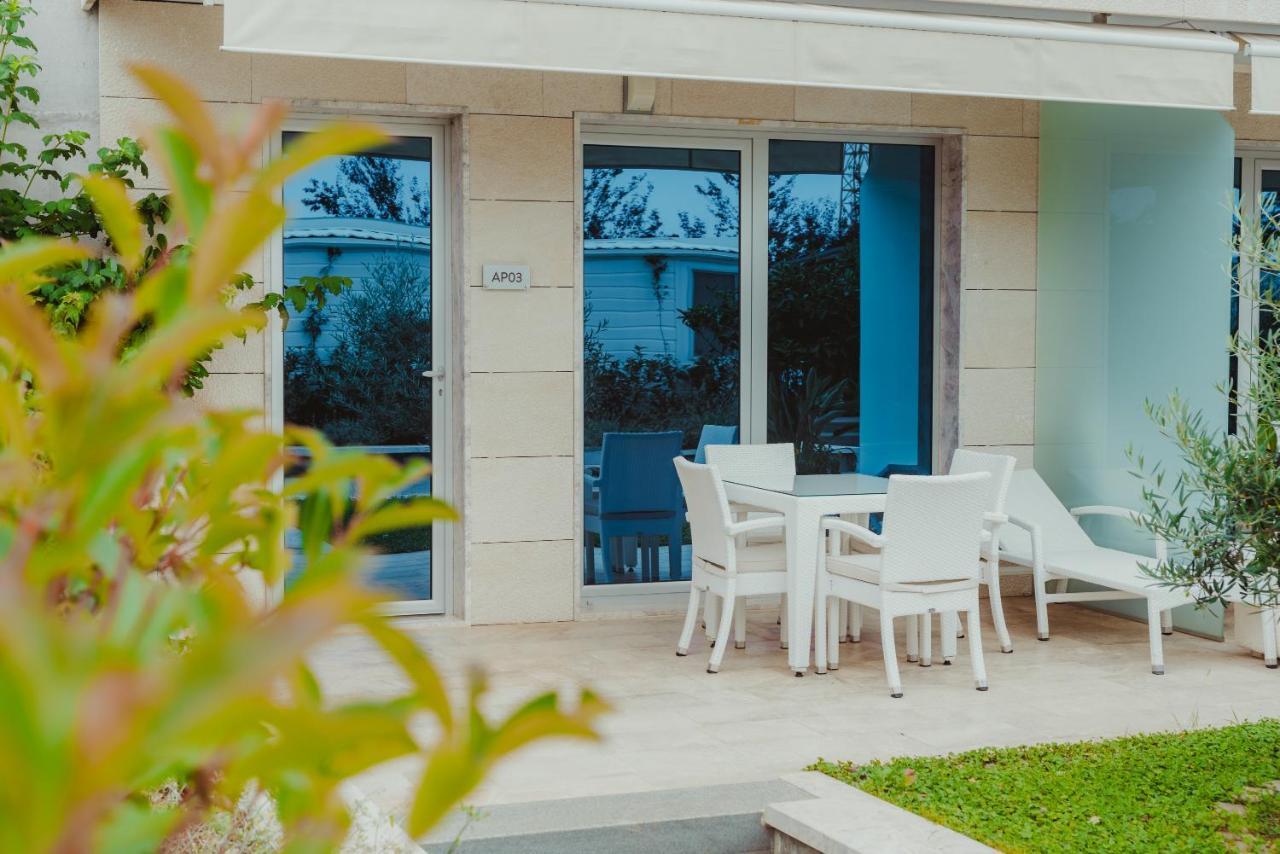 Poseidon Mobile Home Resort Makarska Exteriör bild