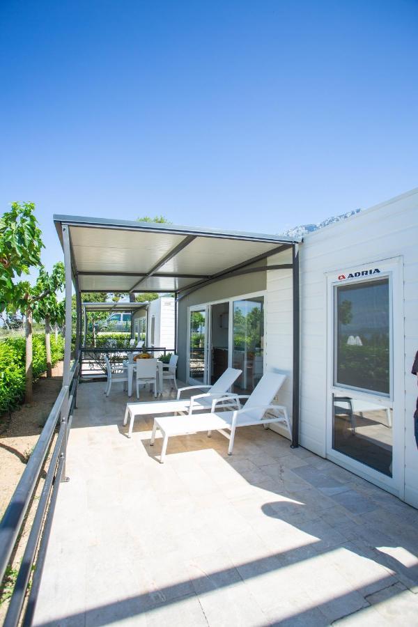 Poseidon Mobile Home Resort Makarska Exteriör bild