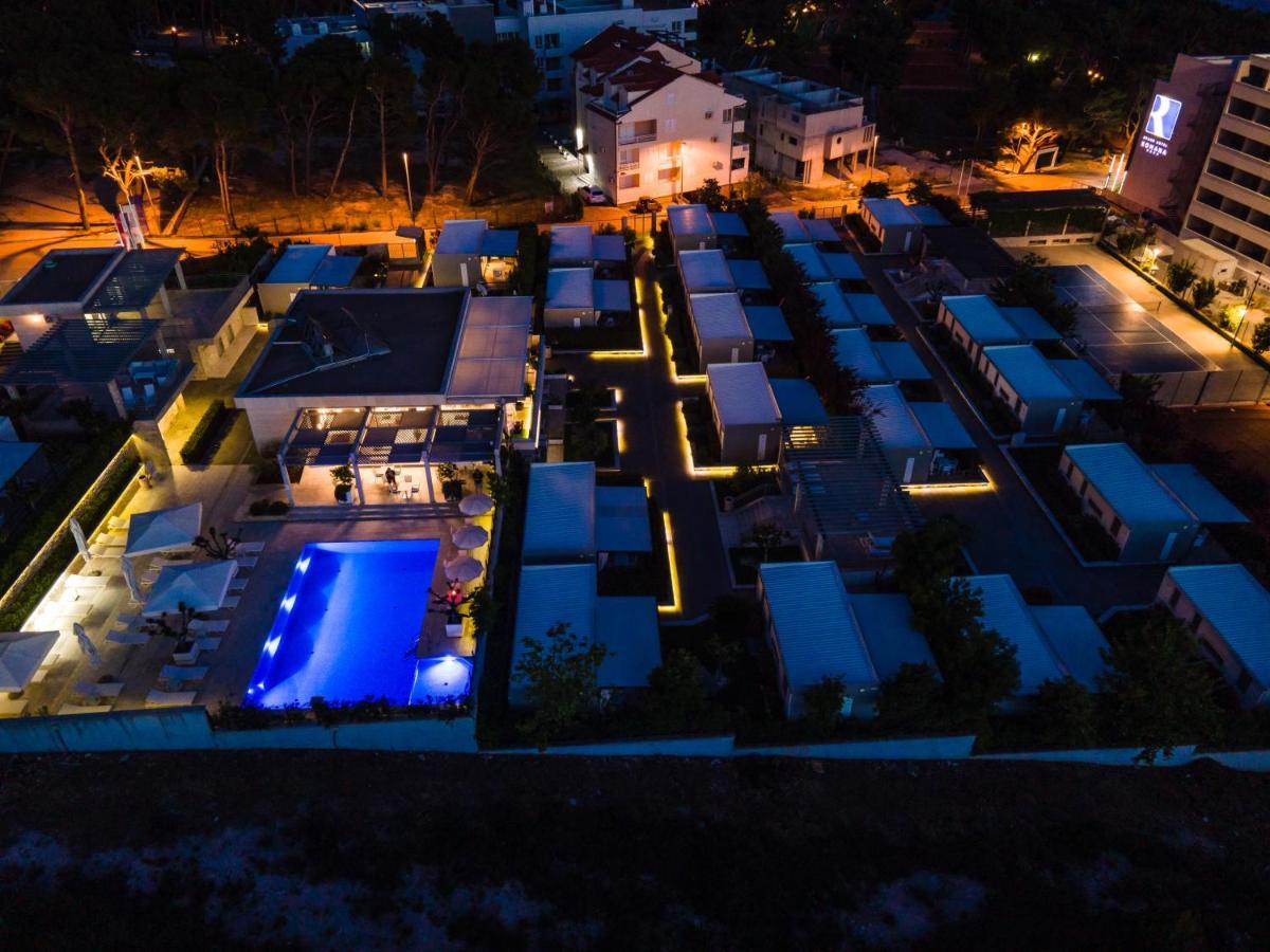Poseidon Mobile Home Resort Makarska Exteriör bild