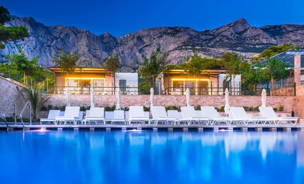 Poseidon Mobile Home Resort Makarska Exteriör bild