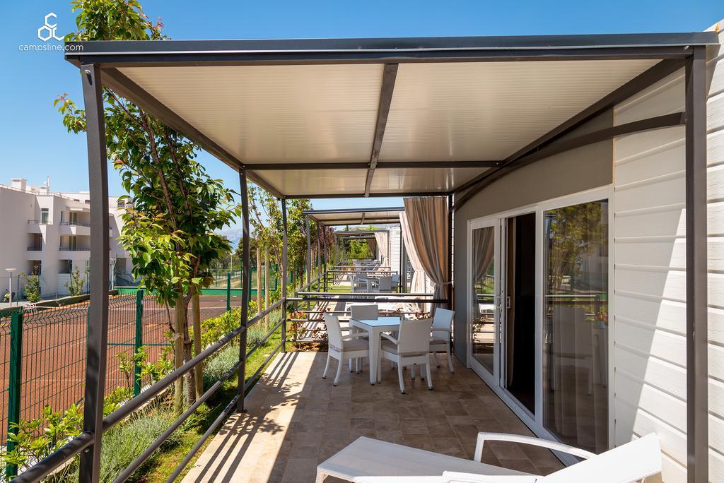 Poseidon Mobile Home Resort Makarska Exteriör bild